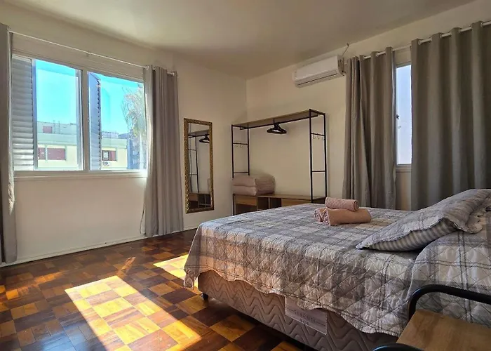 Apartamento "estadia Tri" Bem Localizado, Frente Ao Hospital! Porto Alegre